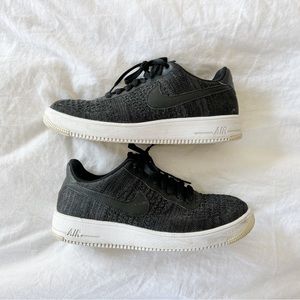 Men’s Black Nike Sneaker